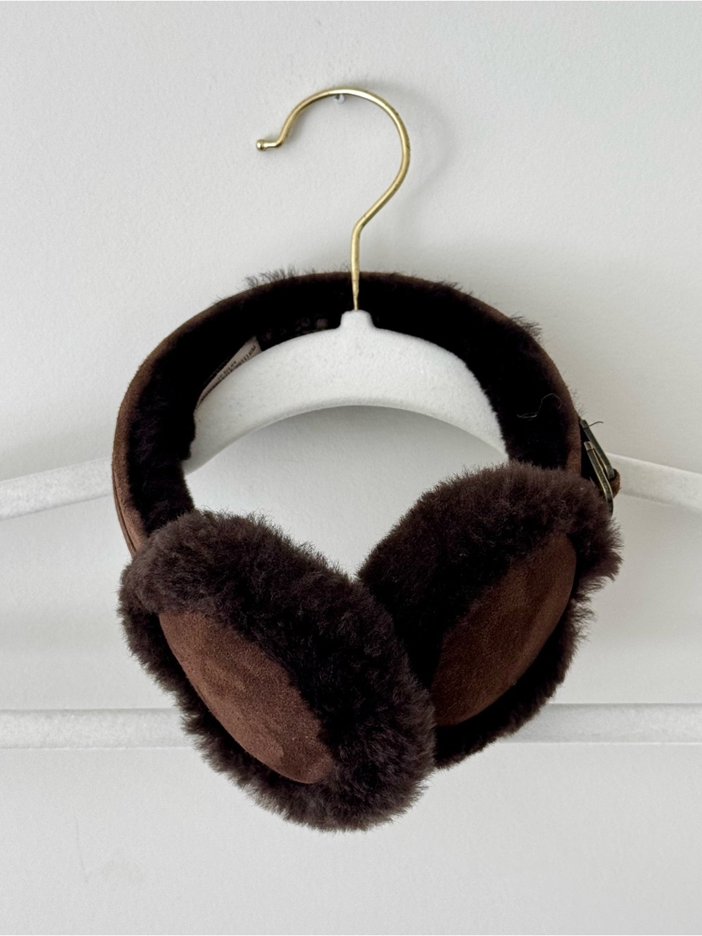 UGG Sheepskin & Wool Foldable Buckle Ear Muffs, Chocolate Brown – Unisex